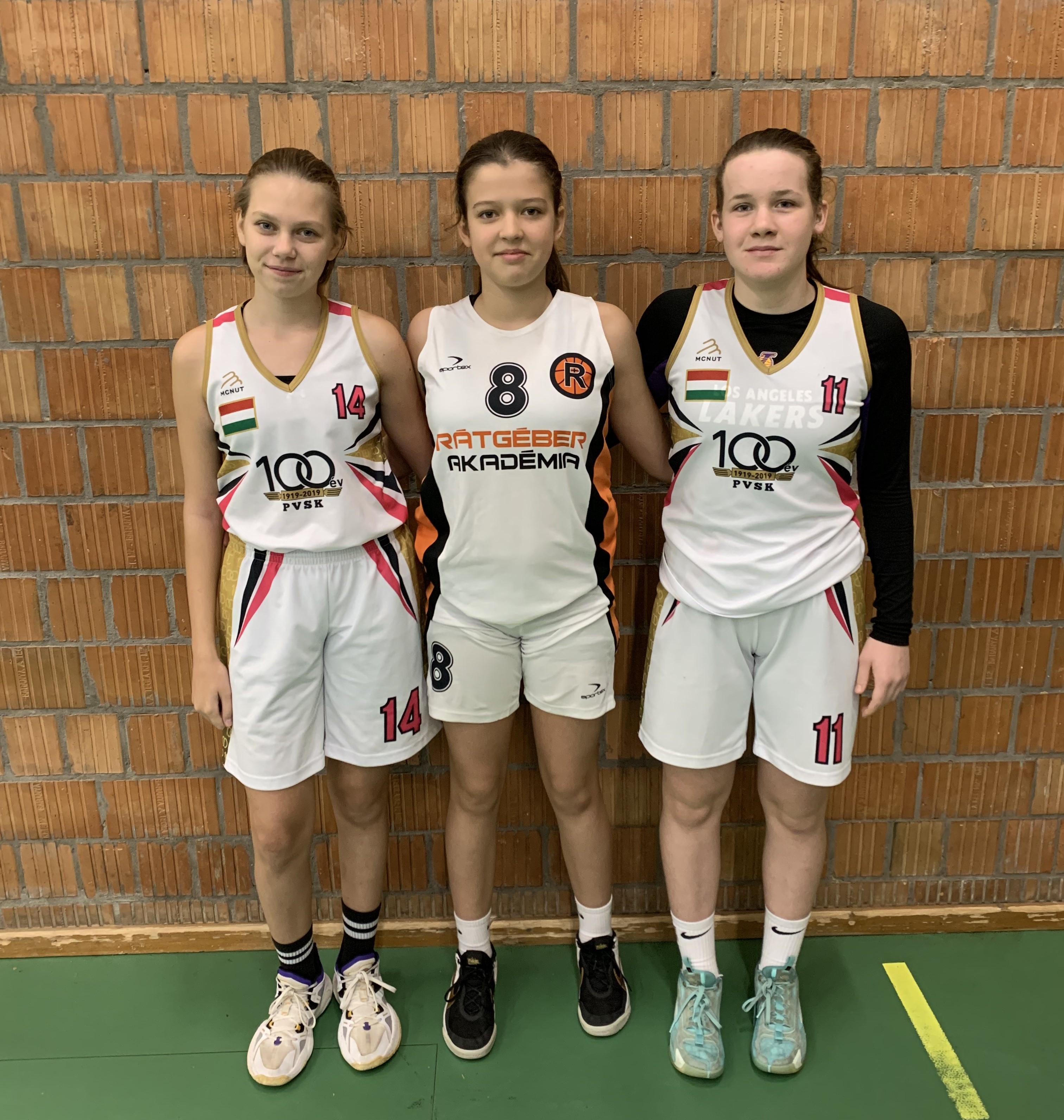 Boshqird porno yulduzlar Katta tatar kokraklari